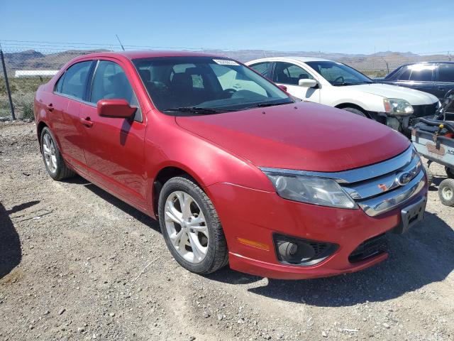 3FAHP0HA5CR402683 - 2012 FORD FUSION SE RED photo 4