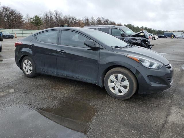 5NPDH4AE9GH794585 - 2016 HYUNDAI ELANTRA SE BLACK photo 4