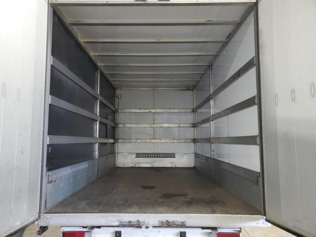 3C7WRVGG4JE141813 - 2018 RAM PROMASTER 3500 STANDARD Սպիտակ լուսանկար 10