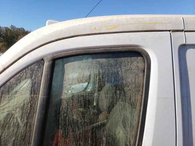 3C6TRVAG9JE153245 - 2018 RAM PROMASTER 1500 STANDARD Белый фото 13