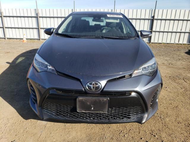 2T1BURHE7JC054212 - 2018 TOYOTA COROLLA L GRAY photo 5