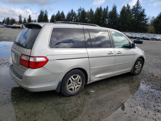 5FNRL38705B067479 - 2004 HONDA ODYSSEY EXL SILVER photo 3