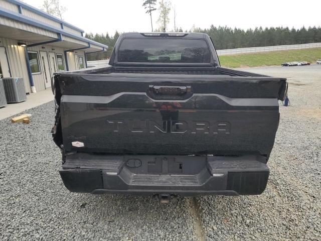 5TFNA5EC2NX004505 - 2022 TOYOTA TUNDRA CREWMAX PLATINUM Schwarz Foto 6