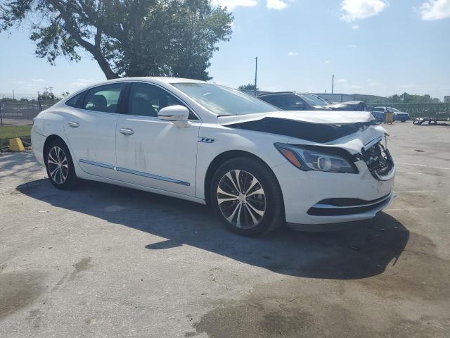 1G4ZN5SS9HU164285 - 2017 BUICK LACROSSE PREFERRED WHITE photo 4