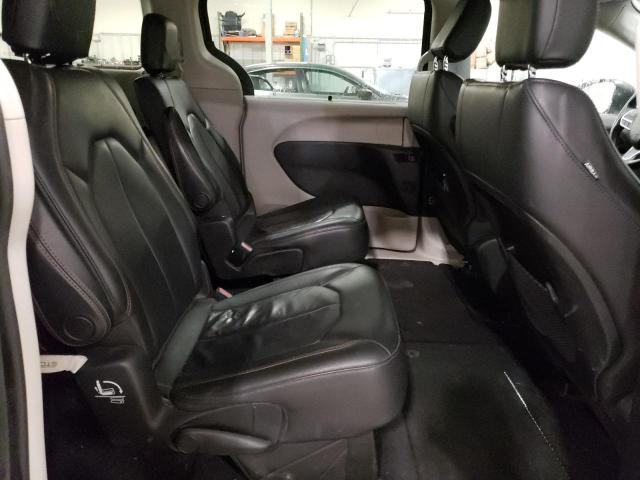 2C4RC1BG6LR285120 - 2020 CHRYSLER PACIFICA TOURING L GRAY photo 11