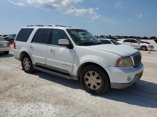 5LMFU27R23LJ05813 - 2003 LINCOLN NAVIGATOR თეთრი ფოტო 4