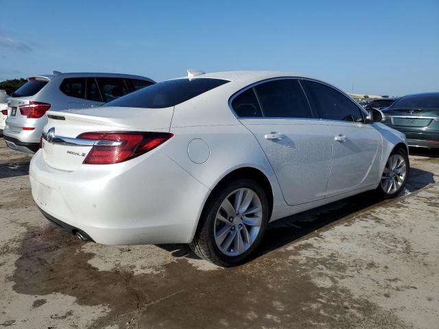 2G4GS5GXXG9194699 - 2016 BUICK REGAL PREMIUM WHITE photo 3