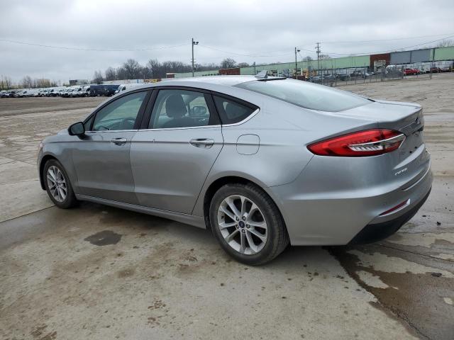 3FA6P0HD7LR145947 - 2020 FORD FUSION SE SILVER photo 2