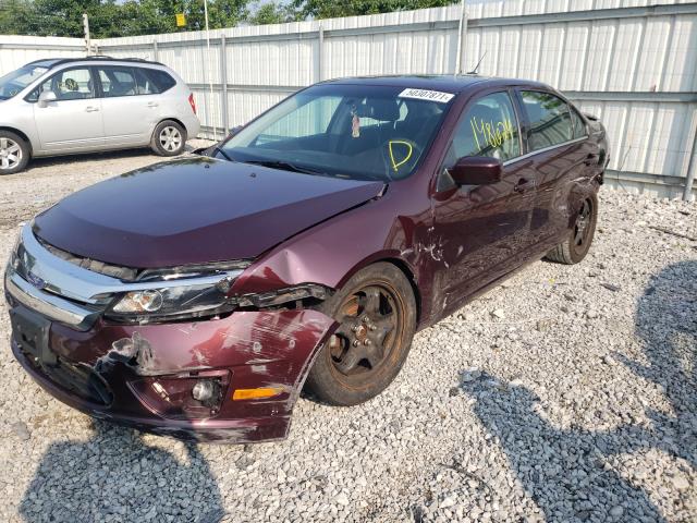 3FAHP0HA8BR254592 - 2011 FORD FUSION SE BURGUNDY photo 2