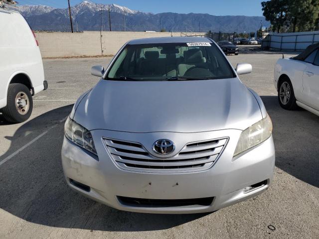 4T4BE46K58R043846 - 2008 TOYOTA CAMRY CE SILVER photo 5