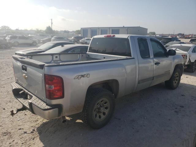 1GCRKREA0DZ157522 - 2013 CHEVROLET SILVERADO K1500 LS SILVER photo 3