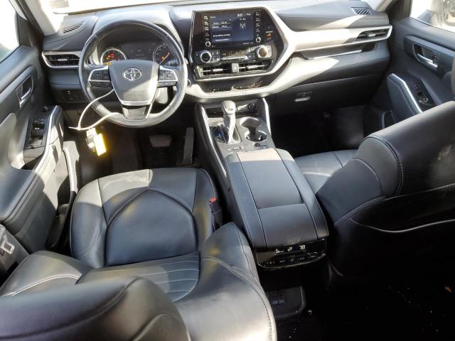 5TDGZRBH9NS569090 - 2022 TOYOTA HIGHLANDER XLE 白色 照片 8