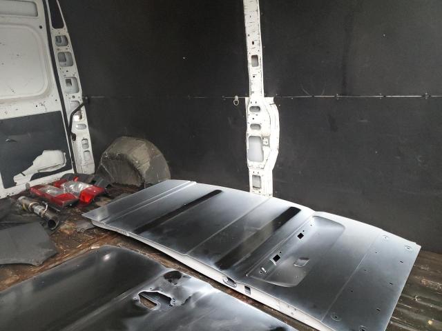 3C6TRVDGXHE517288 - 2017 RAM PROMASTER 2500 HIGH WHITE photo 11