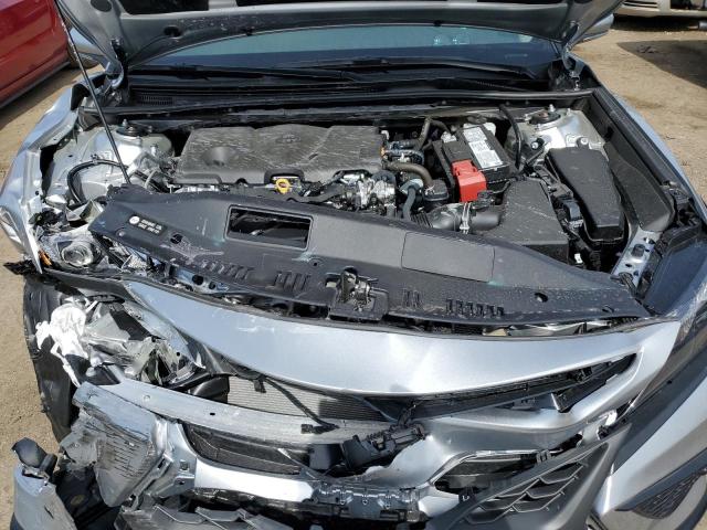 4T1G11AK3PU768149 - 2023 TOYOTA CAMRY SE NIGHT SHADE SILVER photo 11