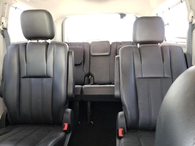 2A4RR8DG9BR784359 - 2011 CHRYSLER TOWN & COU TOURING L SILVER photo 10