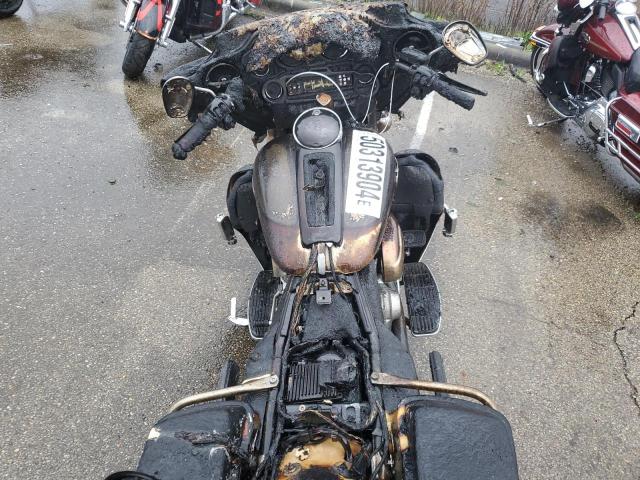 1HD1FC4138Y689549 - 2008 HARLEY-DAVIDSON FLHTCUI 烧焦的 照片 6