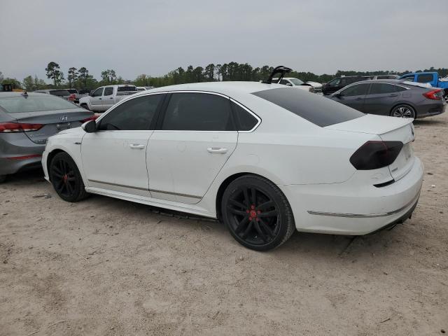 1VWDT7A38HC074686 - 2017 VOLKSWAGEN PASSAT R-LINE Weiß Foto 2