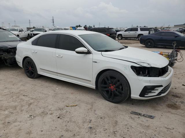 1VWDT7A38HC074686 - 2017 VOLKSWAGEN PASSAT R-LINE Weiß Foto 4