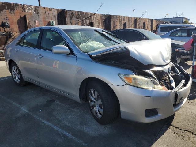 4T1BF3EK3BU657451 - 2011 TOYOTA CAMRY BASE GRAY photo 4