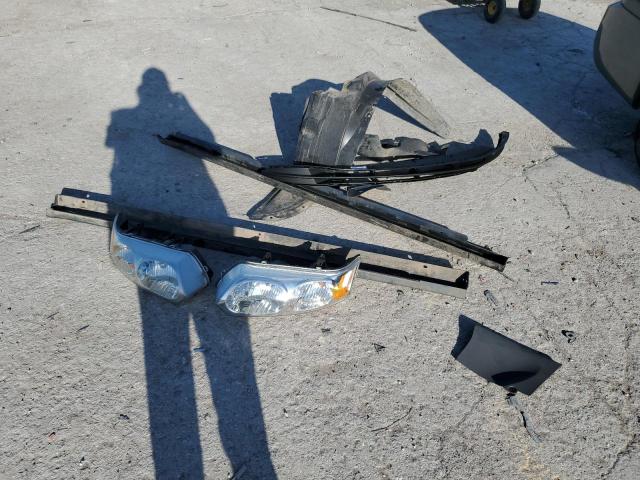 1G8AZ52F54Z127640 - 2004 SATURN ION LEVEL 2 石墨色 照片 12