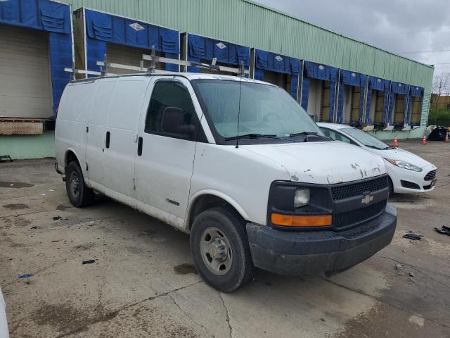 1GCGG25V051116813 - 2005 CHEVROLET EXPRESS G2 WHITE photo 4