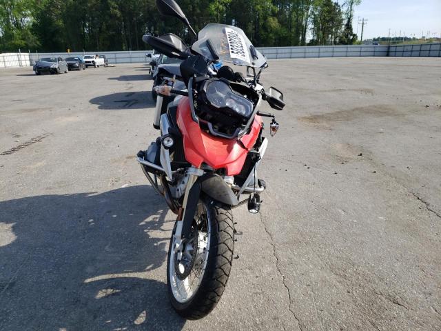 WB10A1103EZ186778 - 2014 BMW R1200 GS RED photo 2