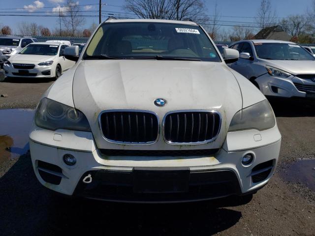 5UXZV4C58BL416868 - 2011 BMW X5 XDRIVE35I WHITE photo 5