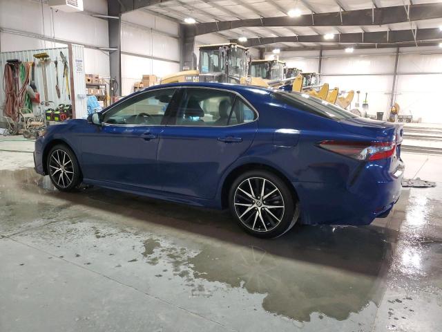 4T1T11AK4PU179111 - 2023 TOYOTA CAMRY SE NIGHT SHADE BLUE photo 2