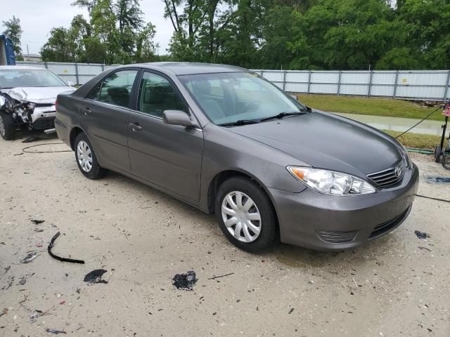 4T1BE32K15U551124 - 2005 TOYOTA CAMRY LE GRAY photo 4