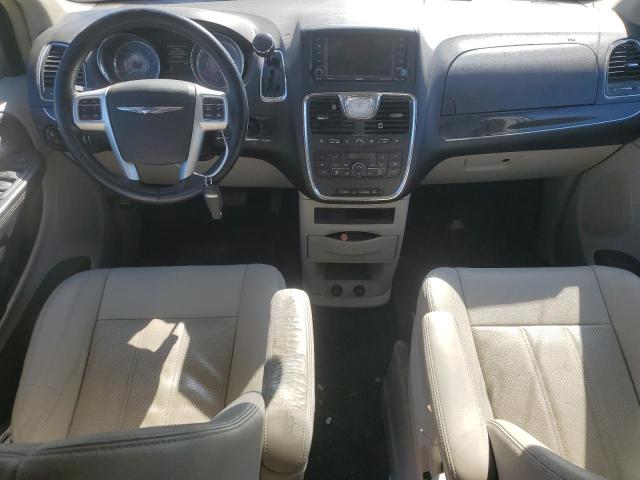 2C7WC1CG9GR247259 - 2016 CHRYSLER TOWN & COU TOURING L SILVER photo 8