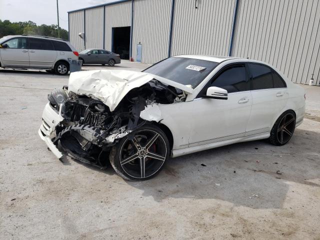 WDDGF5EB4BA518880 - 2011 MERCEDES-BENZ C 300 WHITE photo 1