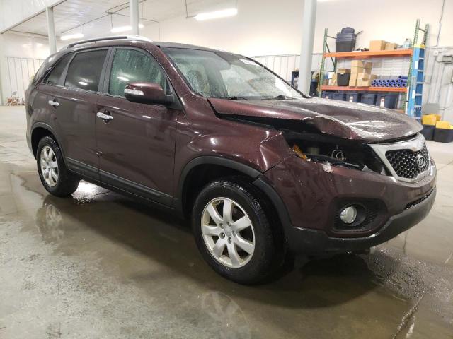 5XYKT3A66CG270577 - 2012 KIA SORENTO BASE BURGUNDY photo 4