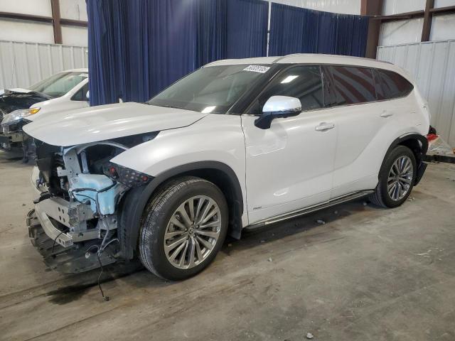 2025 TOYOTA HIGHLANDER HYBRID XLE, null