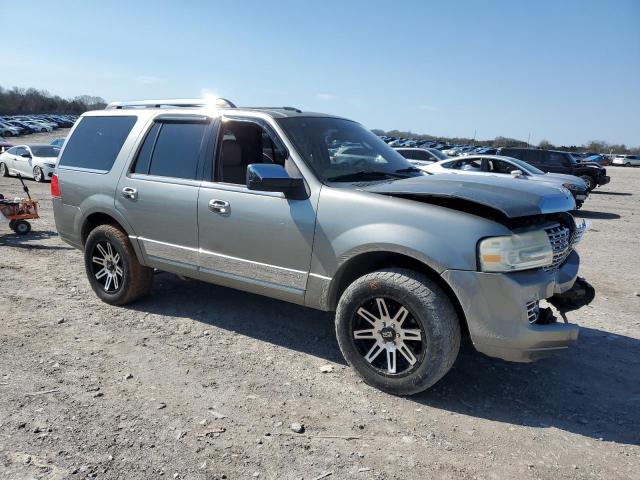 5LMFU28598LJ04841 - 2008 LINCOLN NAVIGATOR GRAY photo 4