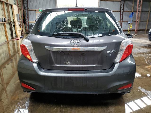 JTDKTUD33CD533260 - 2012 TOYOTA YARIS GRAY photo 6