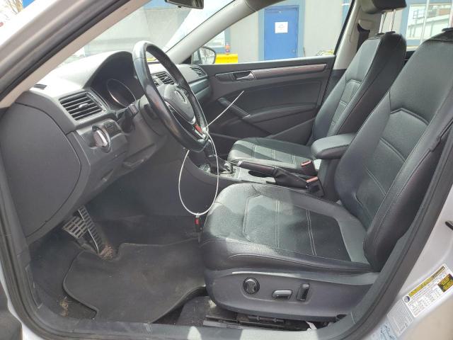 1VWDT7A32HC039609 - 2017 VOLKSWAGEN PASSAT R-LINE فضي صورة 7