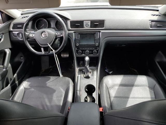 1VWDT7A32HC039609 - 2017 VOLKSWAGEN PASSAT R-LINE فضي صورة 8