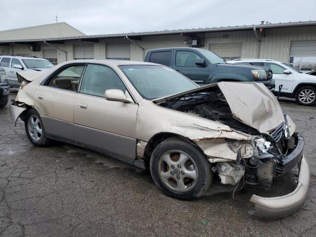 JT8BF28G010309374 - 2001 LEXUS ES 300 TAN photo 4