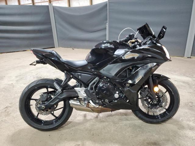 JKAEXEJ1XHDA00577 - 2017 KAWASAKI EX650 J შავი ფოტო 1