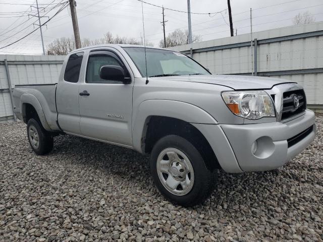 5TETU62N56Z287972 - 2006 TOYOTA TACOMA PRERUNNER ACCESS CAB SILVER photo 4
