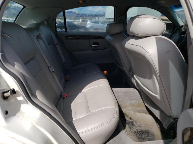 1LNHM81W1XY629122 - 1999 LINCOLN TOWN CAR EXECUTIVE WHITE photo 10