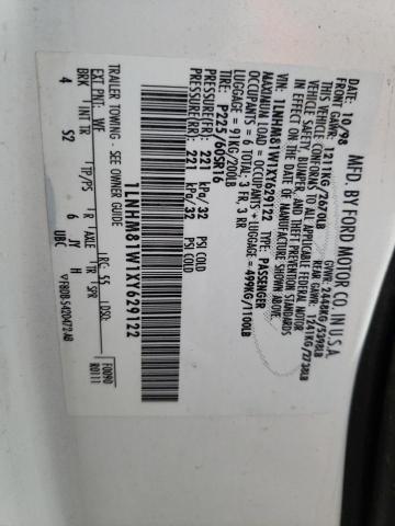 1LNHM81W1XY629122 - 1999 LINCOLN TOWN CAR EXECUTIVE WHITE photo 12