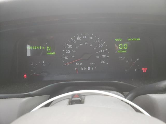 1LNHM81W1XY629122 - 1999 LINCOLN TOWN CAR EXECUTIVE WHITE photo 9