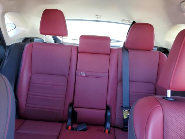 JTJYARBZ3J2100287 - 2018 LEXUS NX 300 BASE თეთრი ფოტო 10