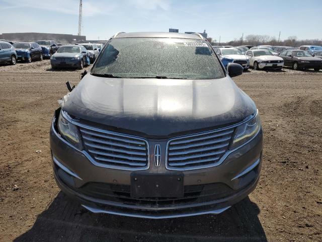 5LMTJ3DH7HUL13930 - 2017 LINCOLN MKC RESERVE ნაცრისფერი ფოტო 5