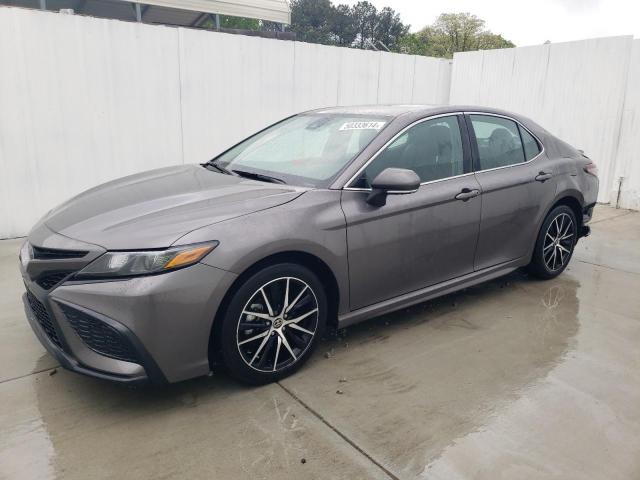 4T1G11AK6PU759736 - 2023 TOYOTA CAMRY SE NIGHT SHADE GRAY photo 1
