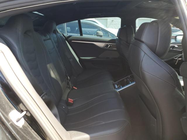 WBAGV8C02NCK08667 - 2022 BMW M850XI BLACK photo 10