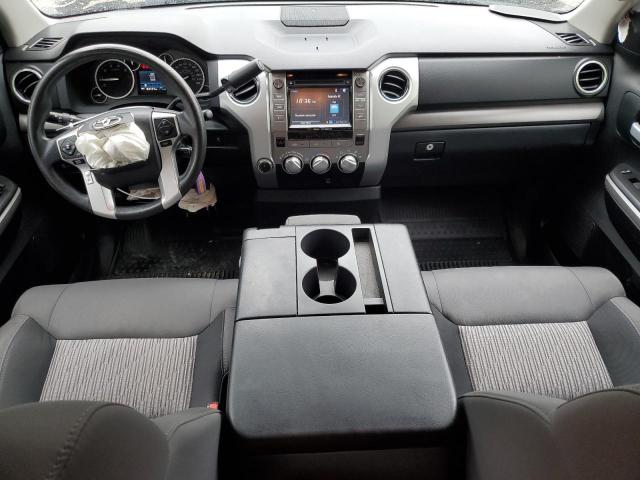 5TFUM5F11HX070371 - 2017 TOYOTA TUNDRA DOUBLE CAB SR/SR5 BLACK photo 8