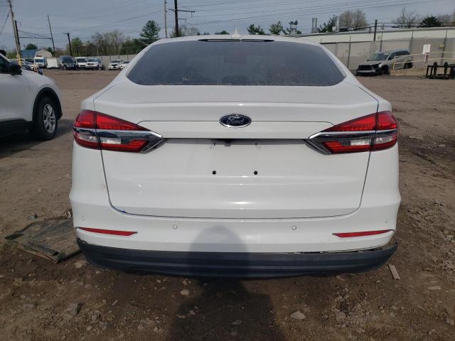 3FA6P0LUXLR239151 - 2020 FORD FUSION SE WHITE photo 6