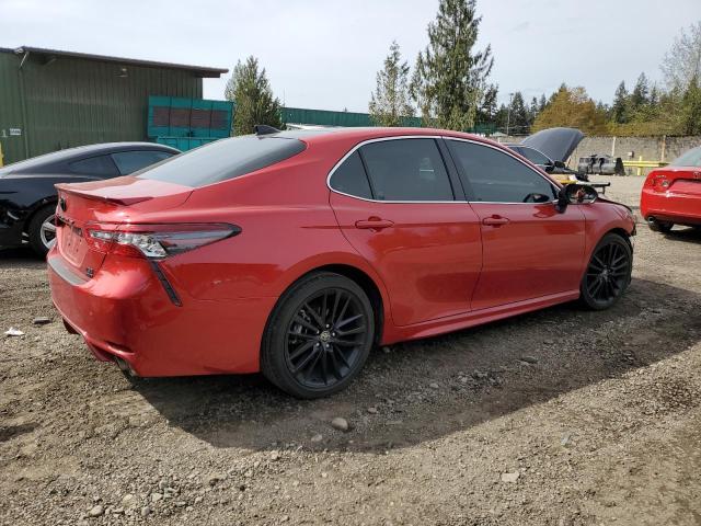 4T1K61BK7NU071882 - 2022 TOYOTA CAMRY XSE RED photo 3